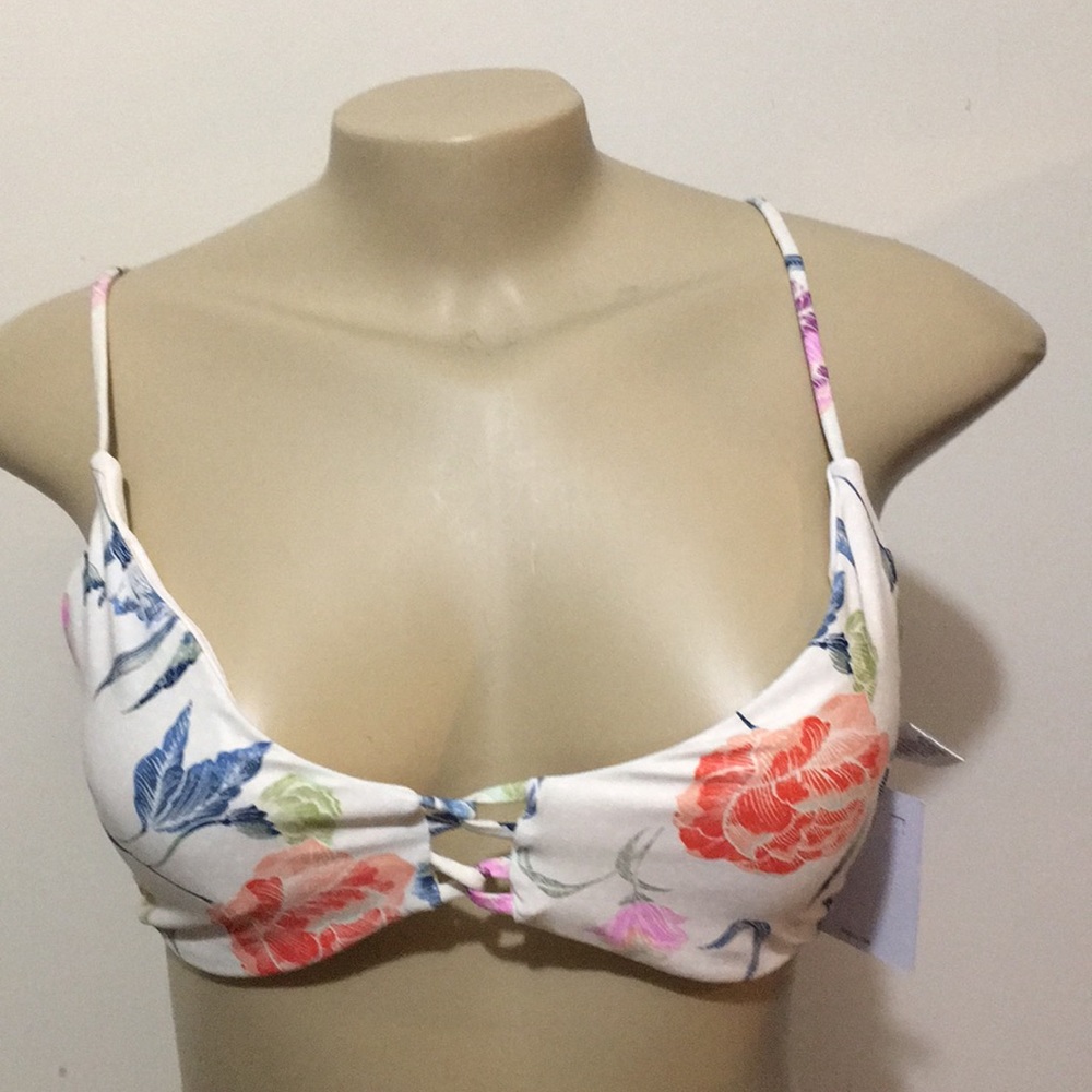 Brand New O’Neill Swim